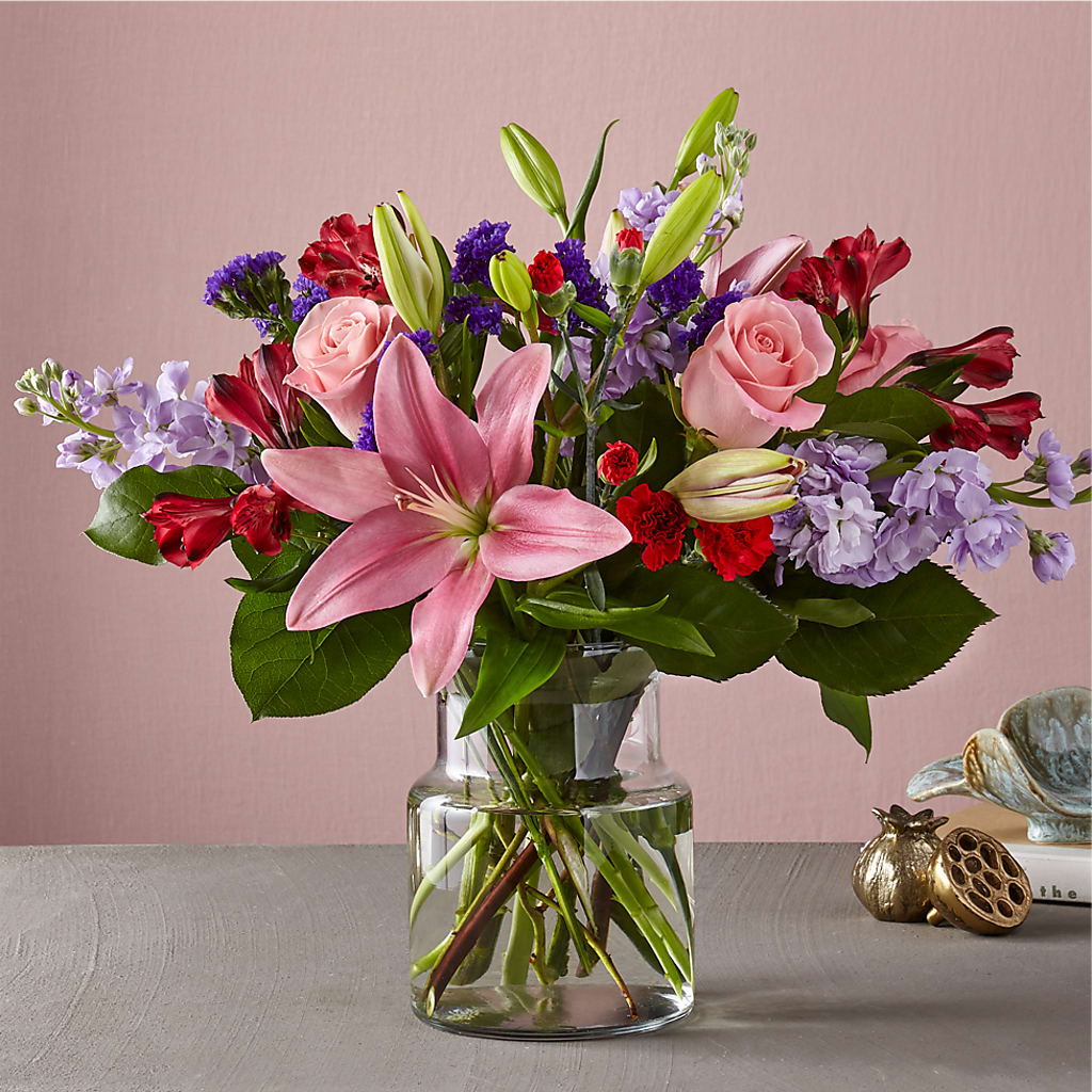 Romantique Bouquet – The Surprise Bouquet, Lawrenceburg TN