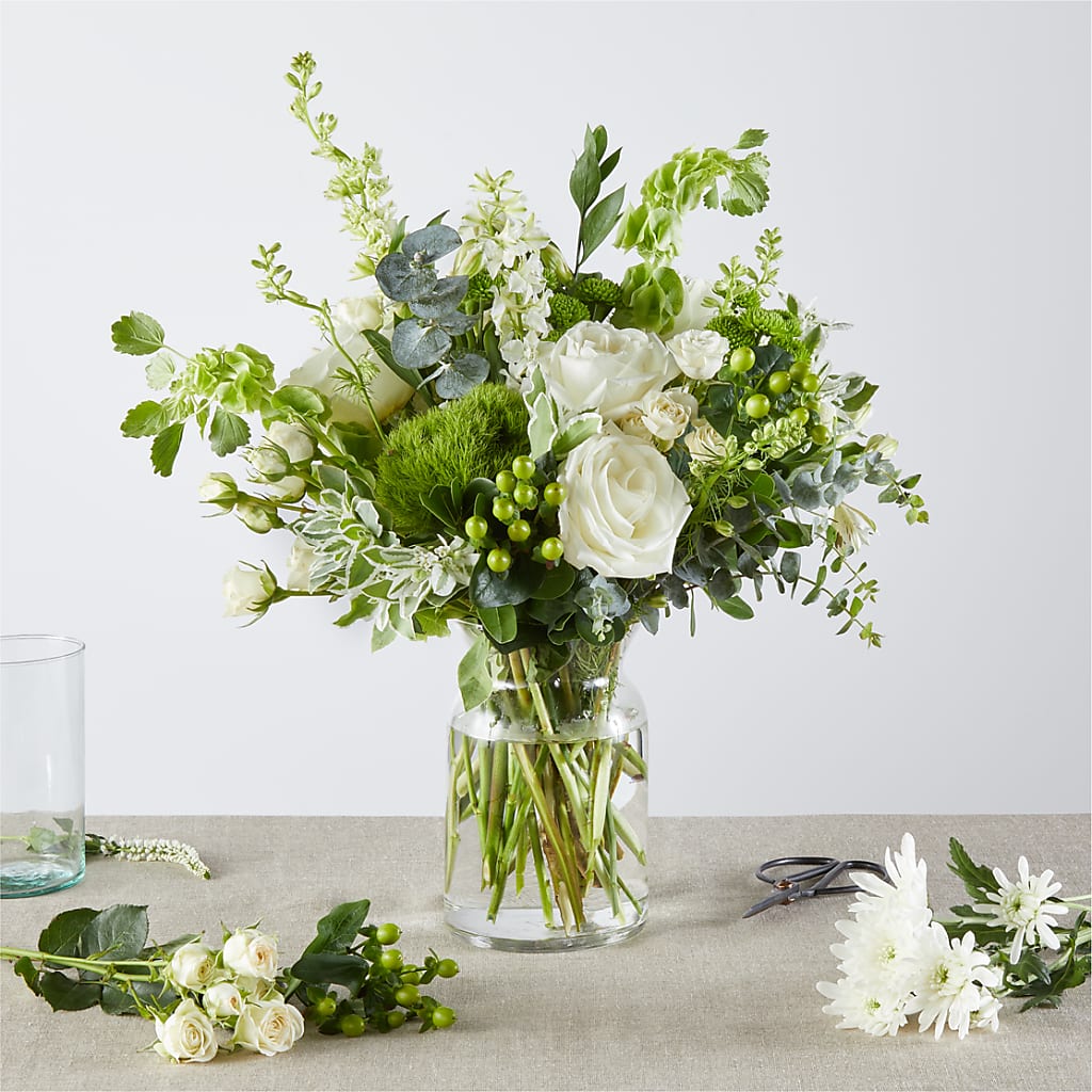 Irish Garden - A Florist Original – The Surprise Bouquet, Lawrenceburg TN