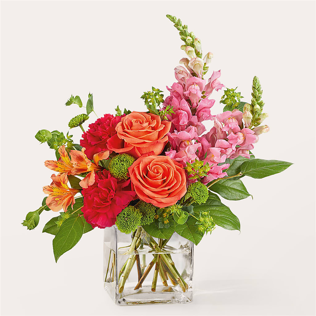 Cosmopolitan Bouquet – The Surprise Bouquet, Lawrenceburg TN