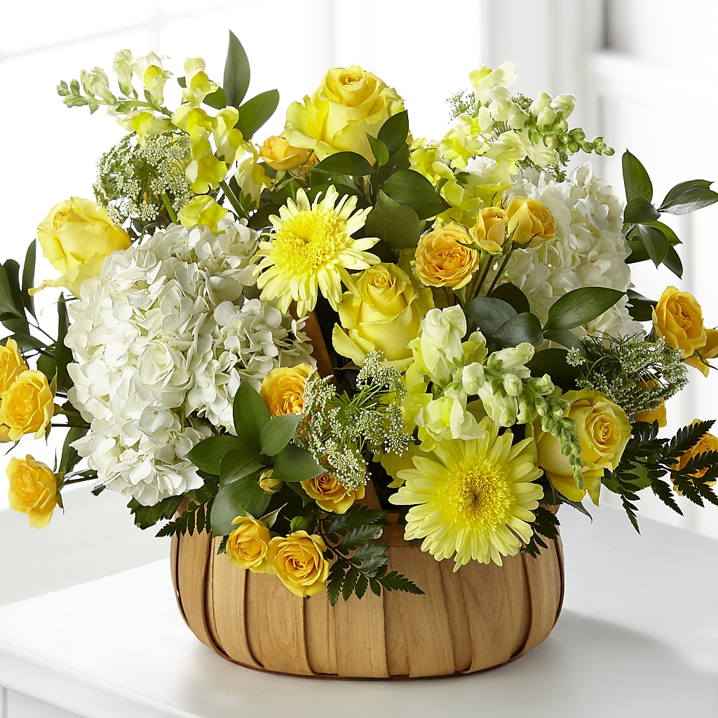 Rustic Remembrance Basket – The Surprise Bouquet, Lawrenceburg TN