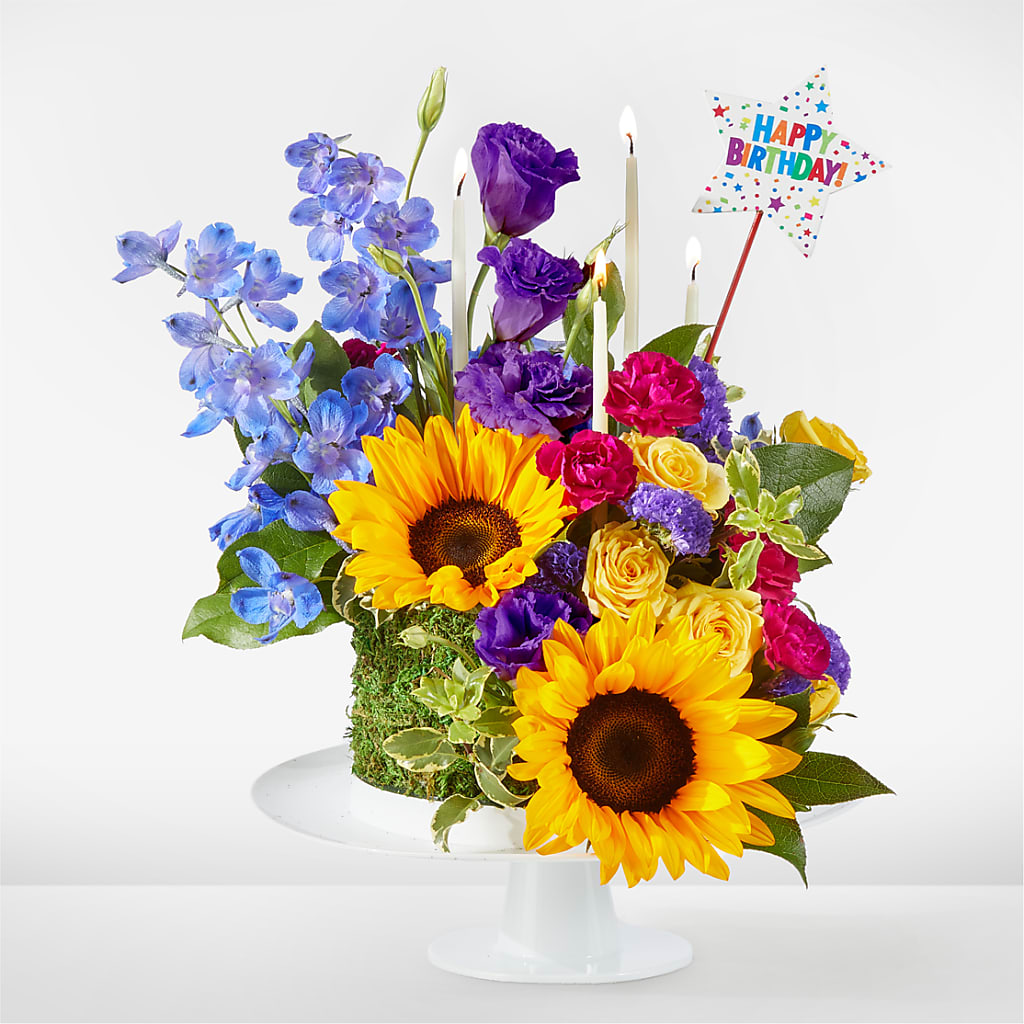 Star of the Day Floral Cake – The Surprise Bouquet, Lawrenceburg TN