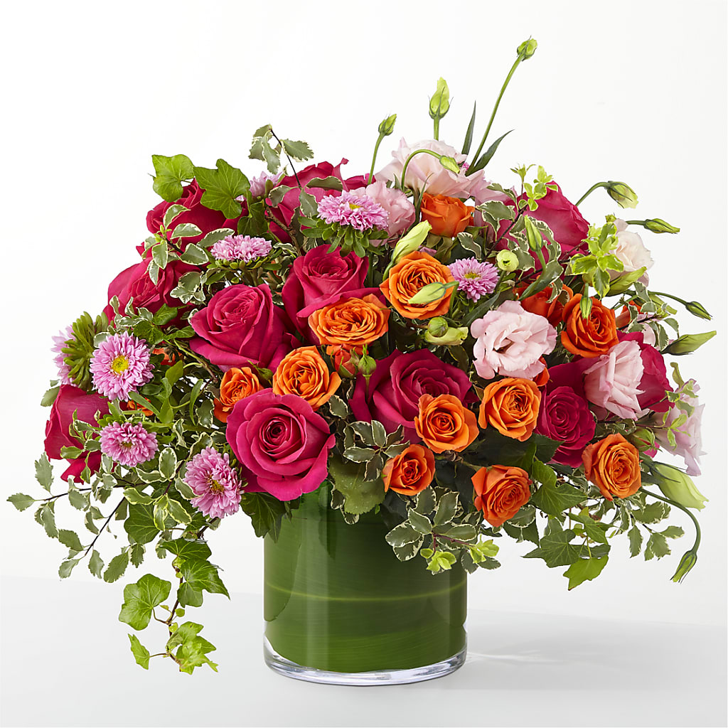 The Trendsetter – The Surprise Bouquet, Lawrenceburg TN