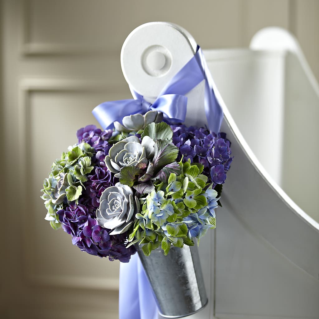Declaration Pew Décor – The Surprise Bouquet, Lawrenceburg TN