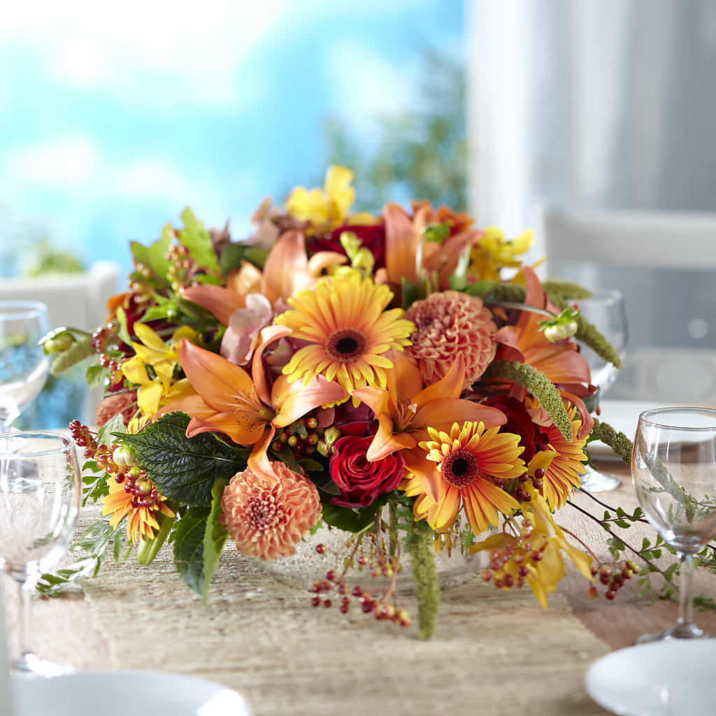 One and Only Centerpiece – The Surprise Bouquet, Lawrenceburg TN