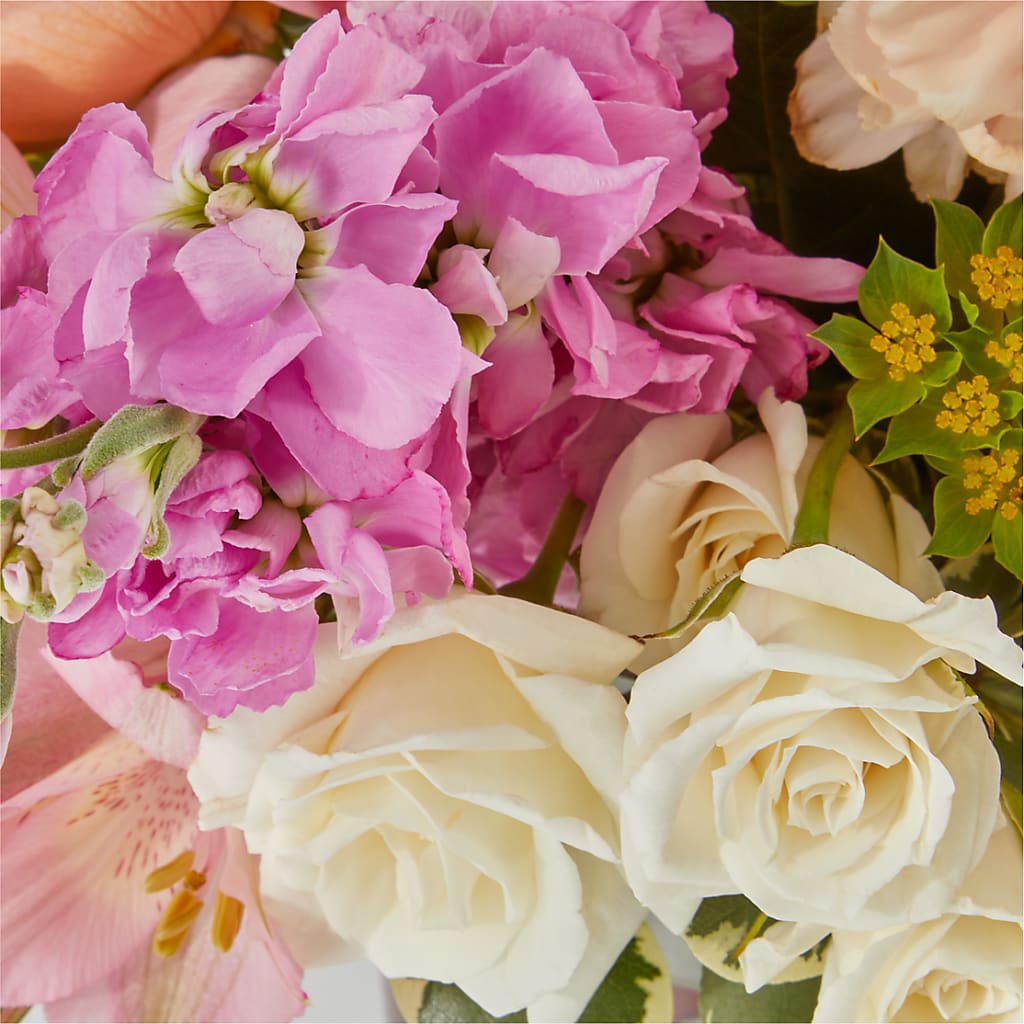 Paradise Bouquet –  The Surprise Bouquet, Lawrenceburg TN