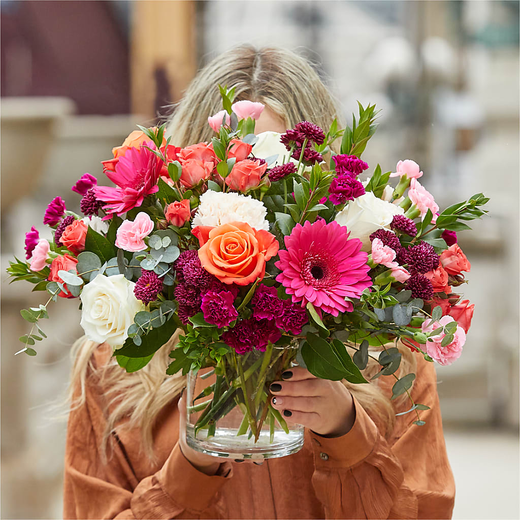 Smell the Roses Bouquet –  The Surprise Bouquet, Lawrenceburg TN