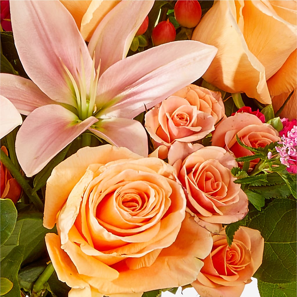 Bisous Bouquet –  The Surprise Bouquet, Lawrenceburg TN