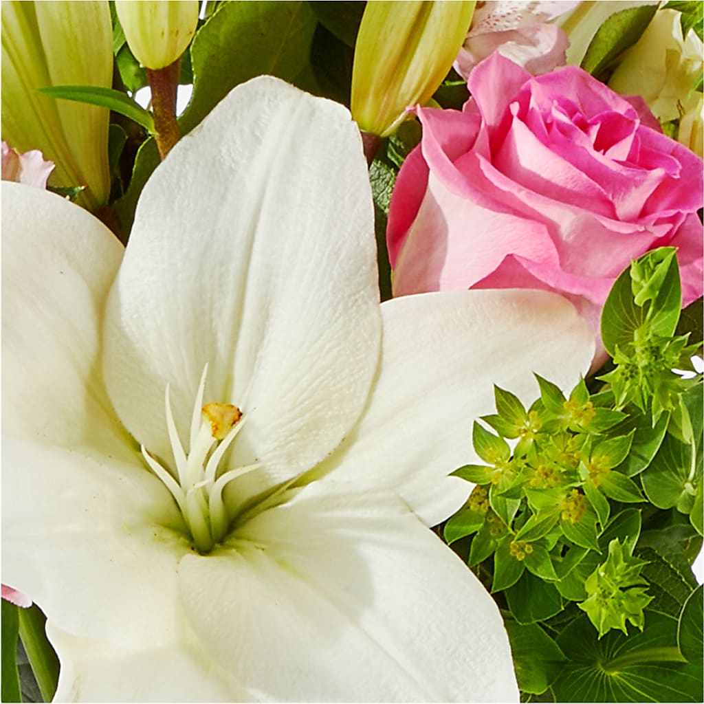 Fondly Bouquet –  The Surprise Bouquet, Lawrenceburg TN